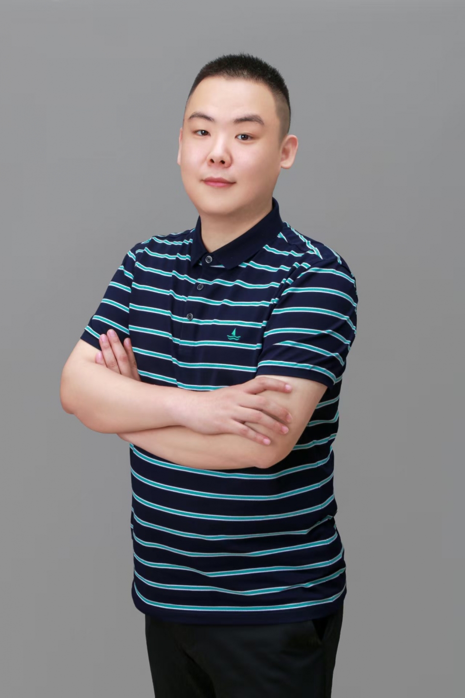 李鹏+副教授.jpg